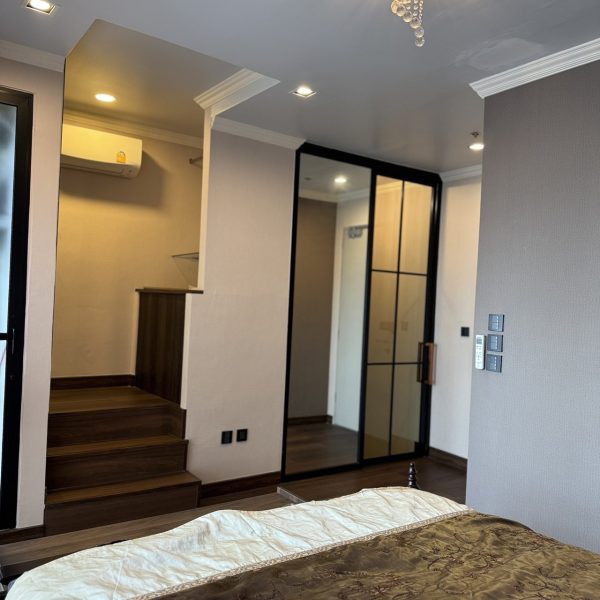 Duplex 2 ชั้น 45sqm.- Ideo Mobi
