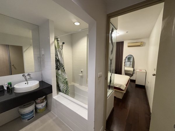 One Bedroom 35.5sqm.- Ideo สาทรตากสิน