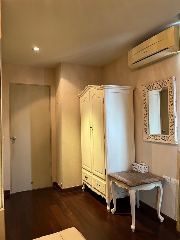 One Bedroom 37sqm.- Ideo สาทรตากสิน (ขาย)